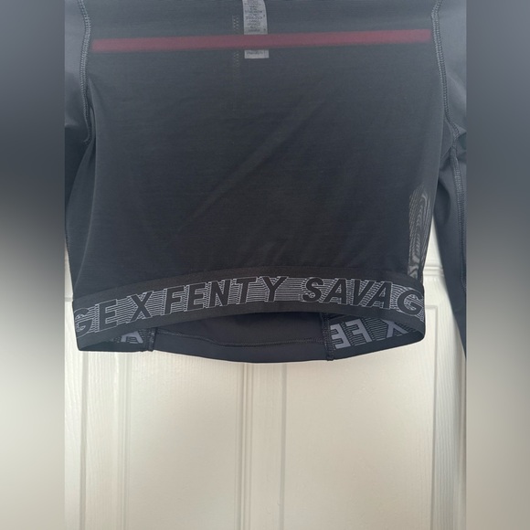 Savage X Fenty Cropped Zip Up w/ Mesh Back NEVER WORN - Picture 4 of 5